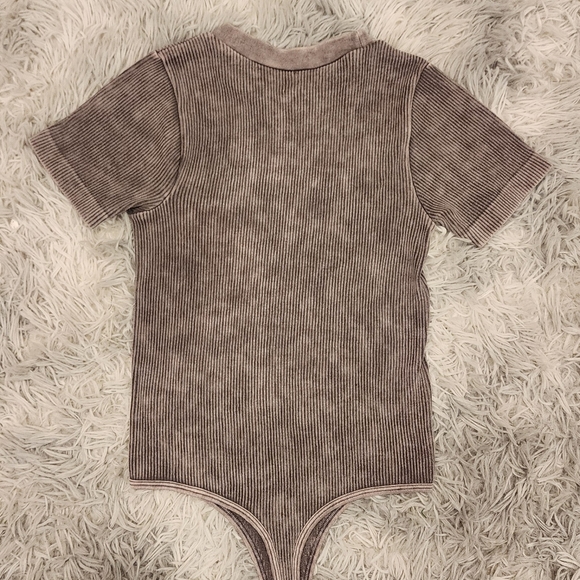 Forever 21 Ribbed body suit - Picture 5 of 5